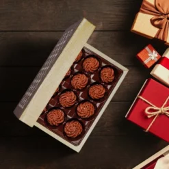 Mela Artisans Wood Keepsake Box With Hinged Lid In Trellis Design White Finish, 9 X 6 X 3.5 Inch, Large -Storage Basket Shop GUEST 68c50a09 ac08 4ca1 9b99 606d13b15d3e